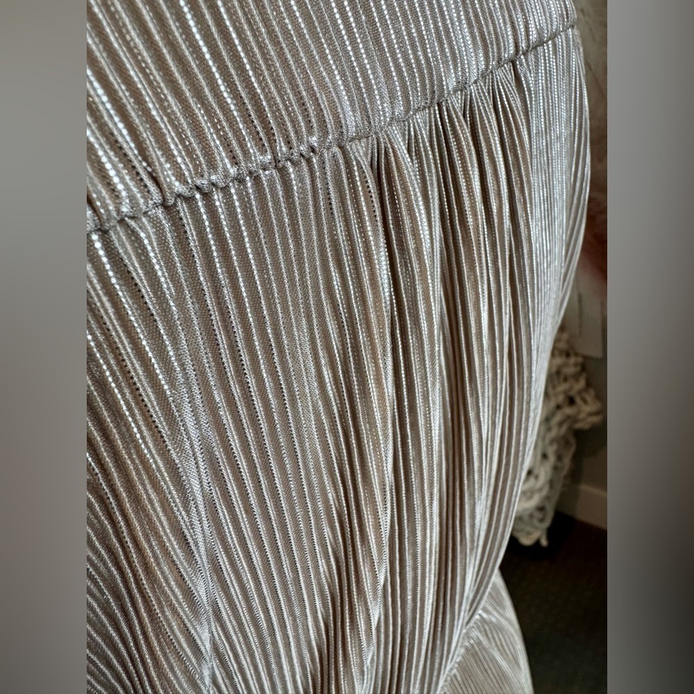 Baltic Born Gold Pleated Maxi Dress – Size M - Picture 4 of 8